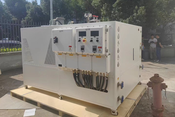 山東某科技公司采購(gòu)的防爆高低溫控溫系統(tǒng)已出廠安裝完畢并投入使用 圖1