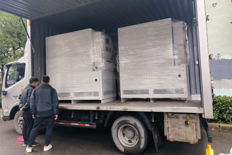 浙江某石油化工企業采購的60KW防爆加熱控溫設備已出貨 圖4